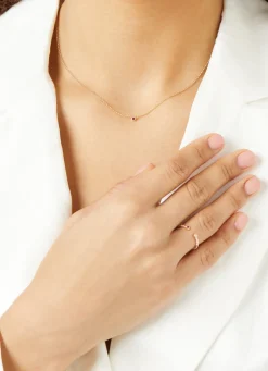 Diamond Point Geelgouden Colliers|Colliers Met Kleurstenen<Geelgouden collier, 0.05 ct robijn, Joy