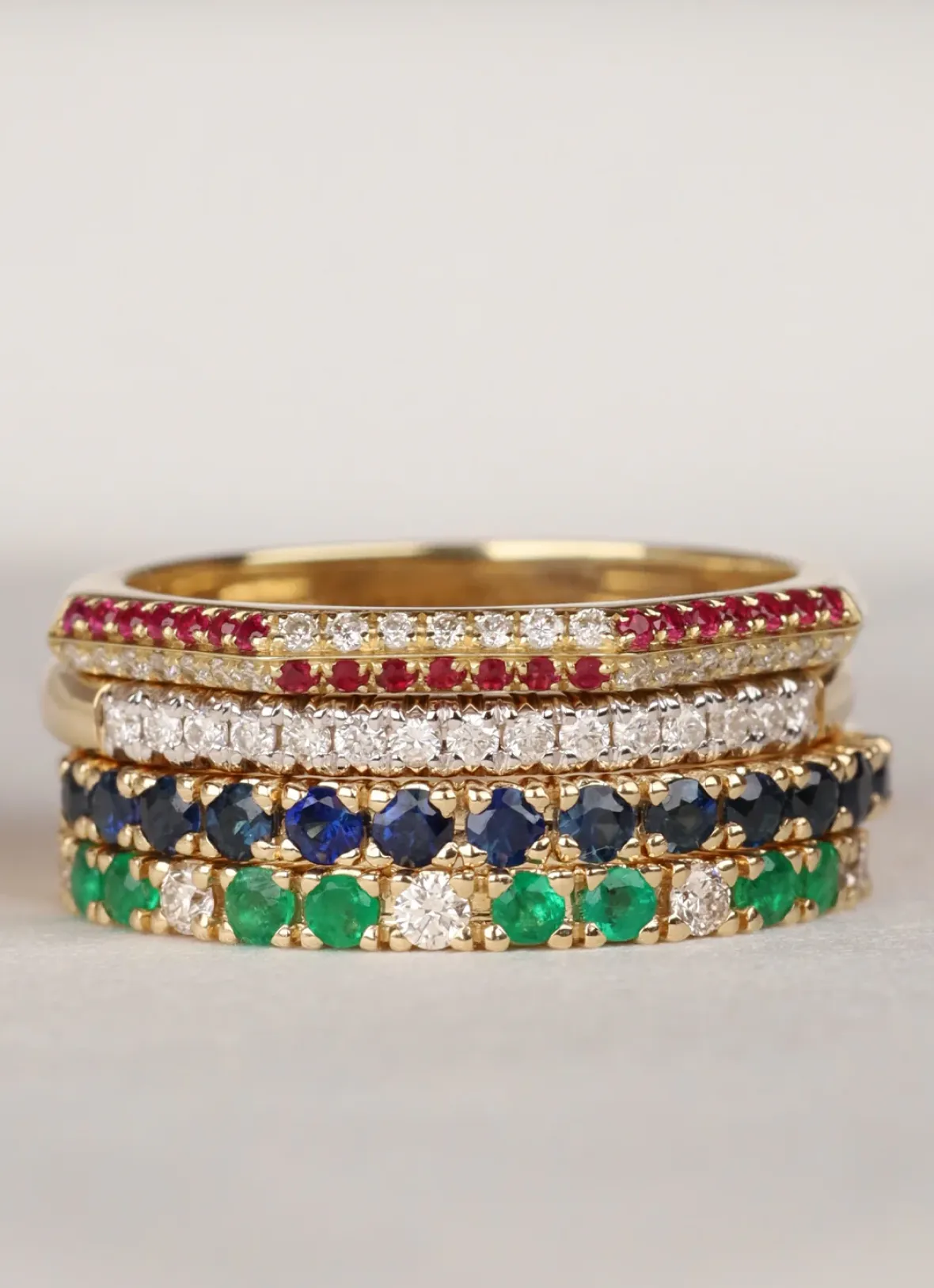 Diamond Point Geelgouden Ringen|Ringen Met Kleurstenen<Geelgouden ring, 0.13 ct robijn, Ensemble